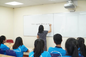 Bảng từ trắng treo tường viết bút dạ – Bảng Hoàng Gia