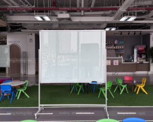 Bảng Kính Trắng Di Động Viết Bút Dạ | Bền Đẹp - Giá Xưởng Hoàng Gia