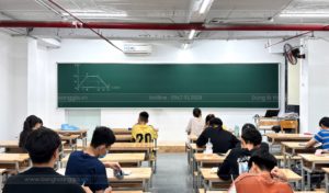 Bảng từ xanh viết phấn chống lóa cho lớp học – Bảng Hoàng Gia