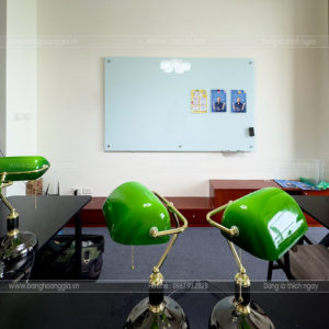 Bảng kính từ hít nam châm – viết bút dạ, hít nam châm mạnh