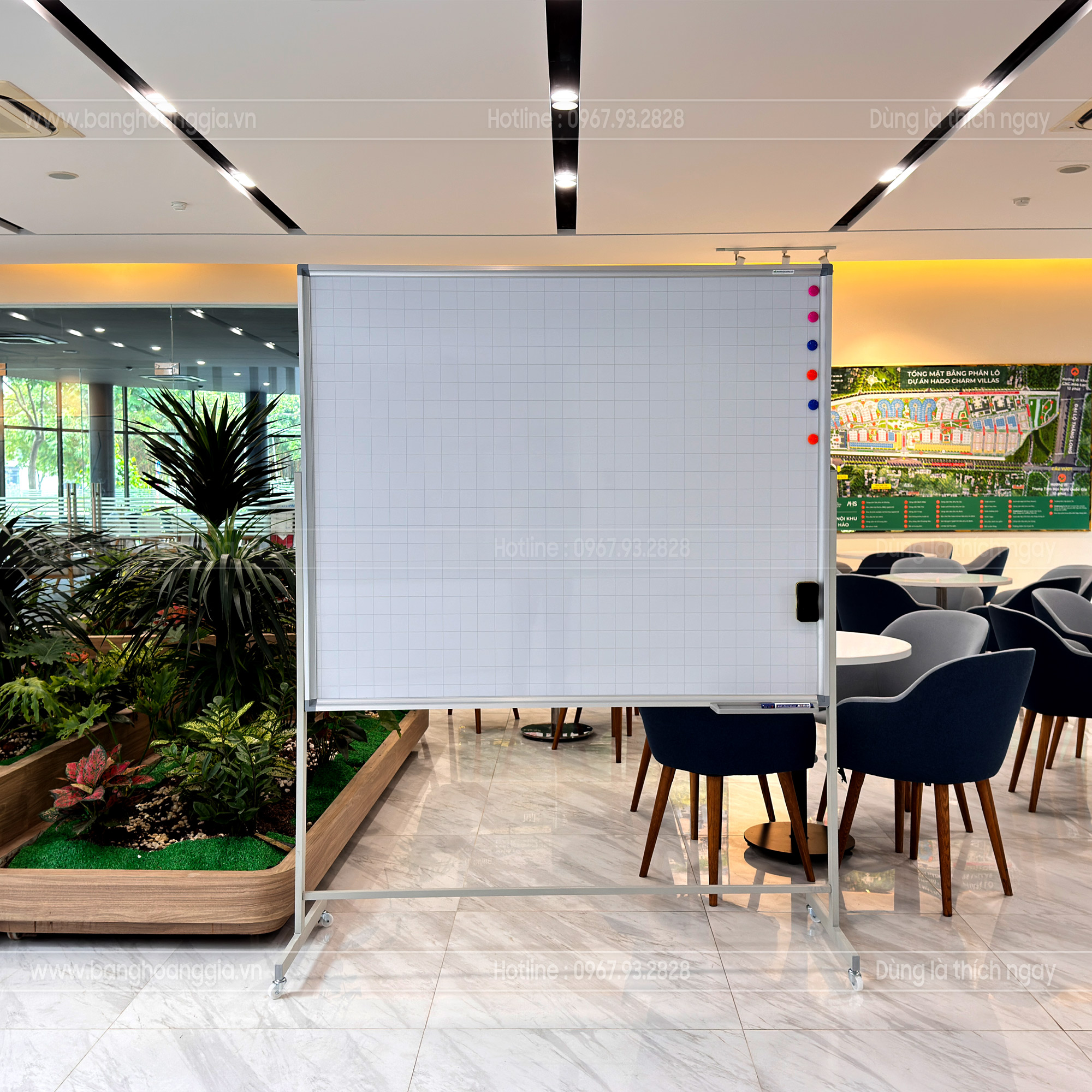 Bảng từ trắng di động 1 mặt kích thước 1200x1600mm cho lớp học và dạy tại nhà Bảng từ trắng di động 1 mặt 1200x1600mm dùng cho lớp học và dạy tại nhà