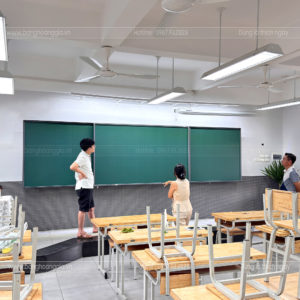 Bảng trượt 3 cánh LS32 cốt nhiều lớp chống rung tuyệt đối khi viết phấn